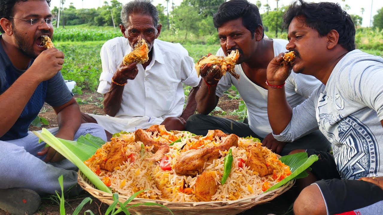 1 full tray biryani feeds how many