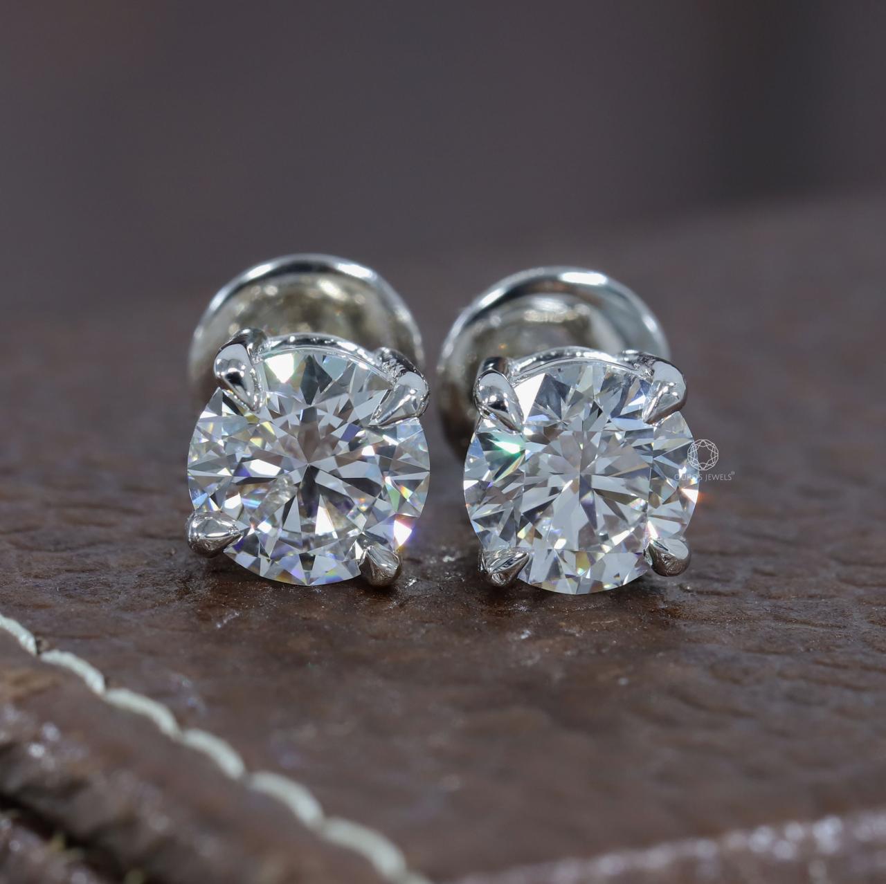 How big is 1/4 carat diamond earring